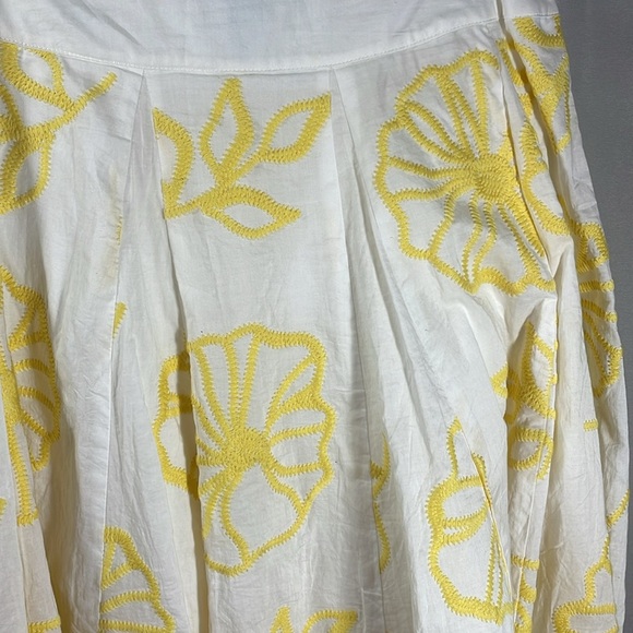 INC  Light cotton skirt  with embroidered Flowers - Picture 3 of 5